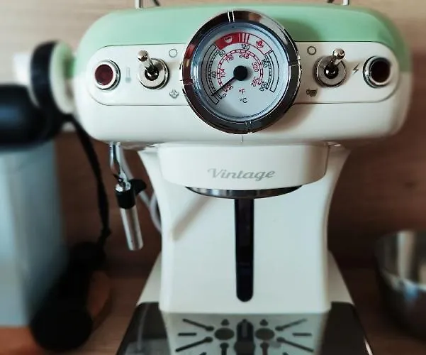 Le Manhattan 3*, Lumineux , Calme Vue Sur Le *